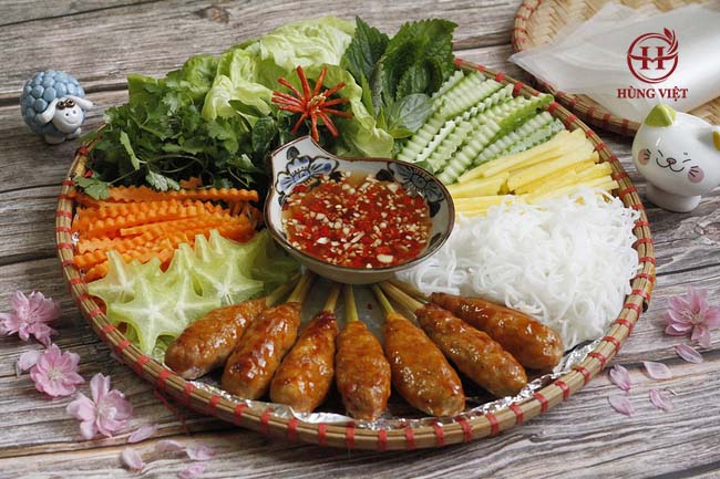 mẹt nem nướng sả