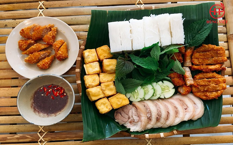 chân giò luộc sẵn Hùng Việt