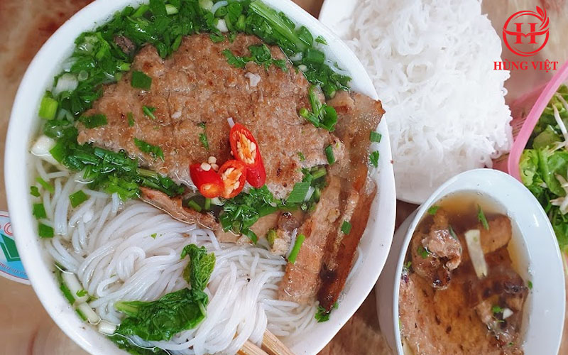 Bún chả miếng hùng việt