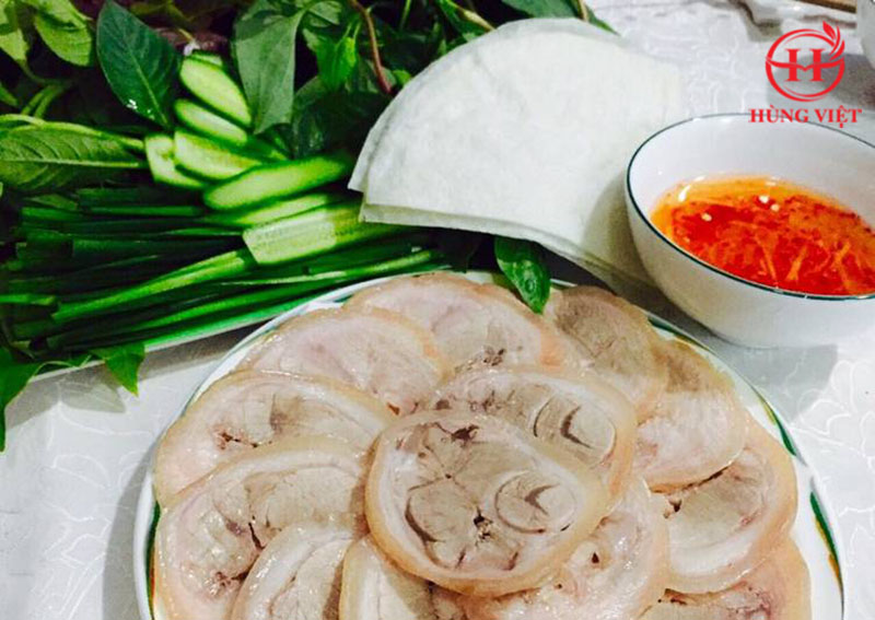 Chân giò luộc sẵn Hùng Việt2