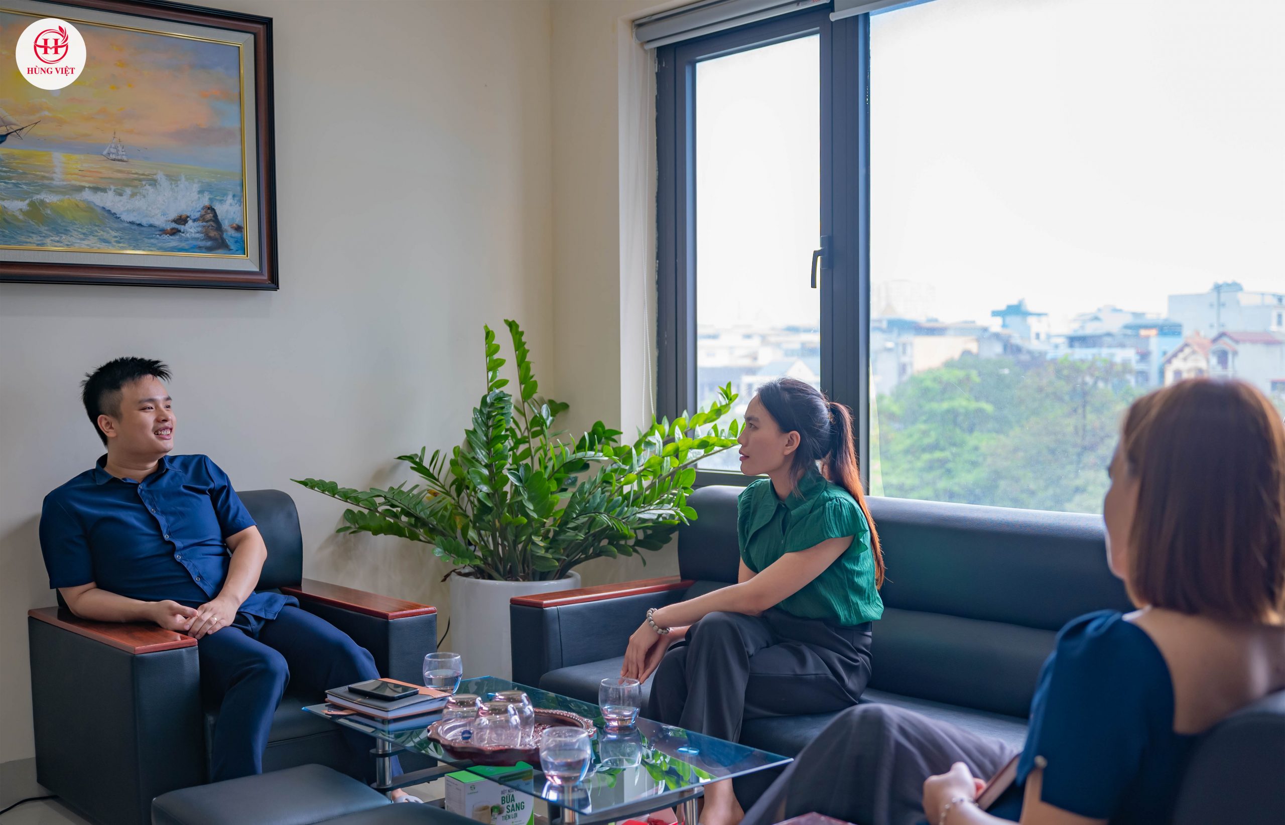 Buổi chia sẻ diễn ra hết sức thành công và tốt đẹp. Tại đây, Hùng Việt đã chia sẻ về hoạt động kinh doanh, dịch vụ, sản phẩm tiềm năng trong năm 2023, giúp chủ quán kinh doanh tốt nhất