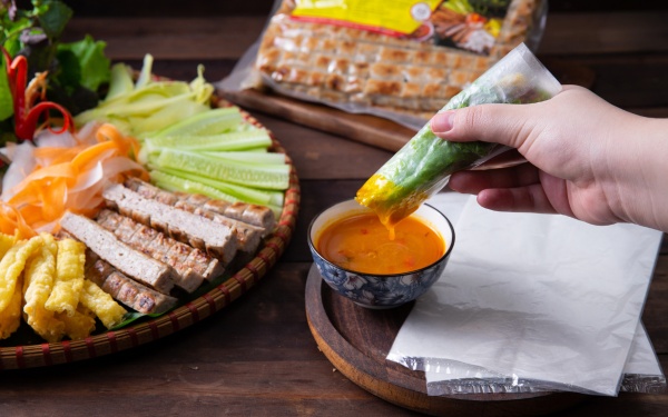 Mẹt Nem nướng Nha Trang