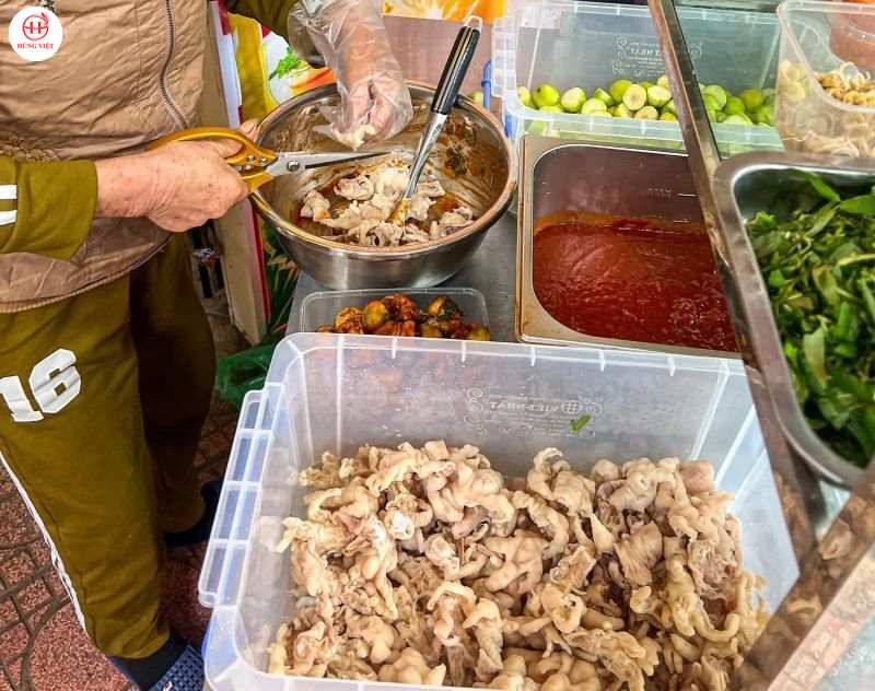 Phân tích yếu tố ảnh hưởng tới kinh doanh chân gà sả ớt