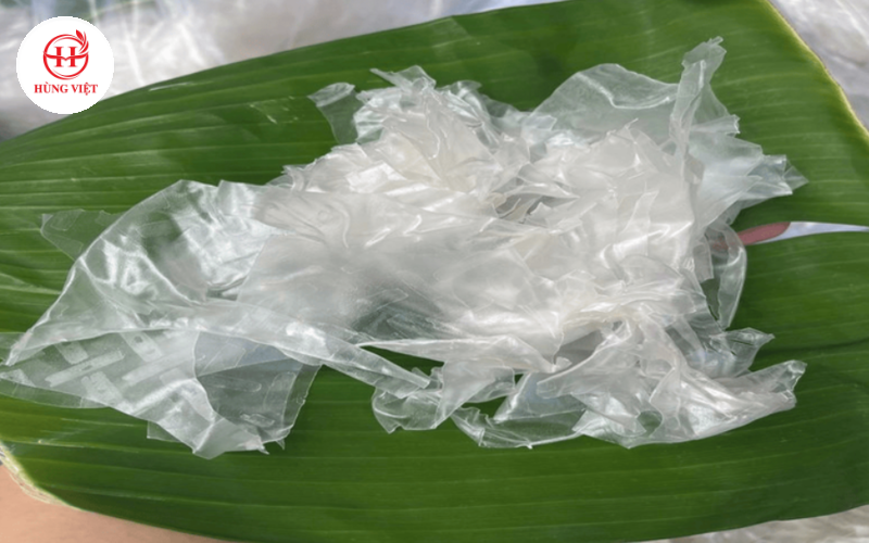 Làm mềm bánh đa nem khi bánh bị cứng, giòn