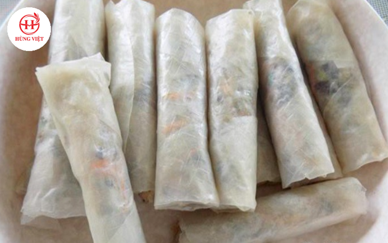 Bánh đa nem Hùng Việt có màu trắng tự nhiên của gạo 