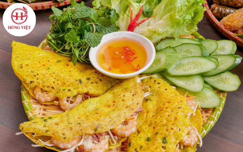 Bánh xèo cuốn cùng bánh đa nem Hùng Việt