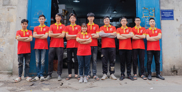 Đội ngũ kho Hùng Việt