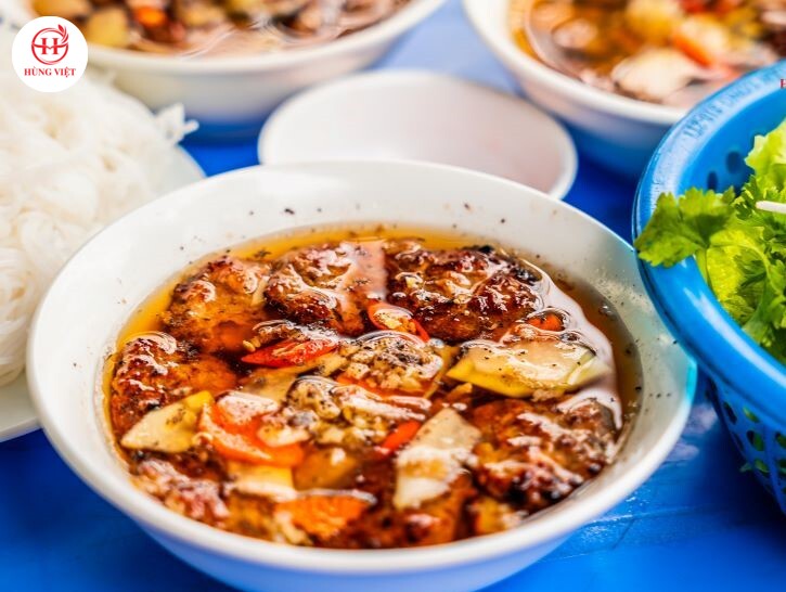 Đặc sản bún chả nức tiếng