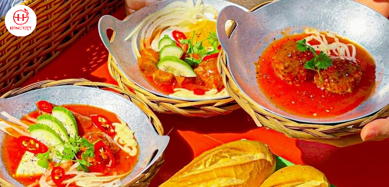 Thành phẩm nước sốt bánh mì chảo xíu mại đẹp mắt