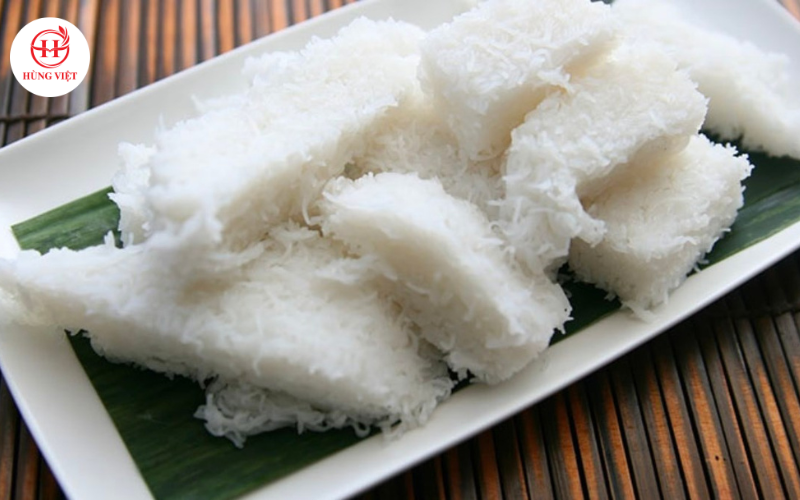 Bún được cắt ra thành những miếng nhỏ