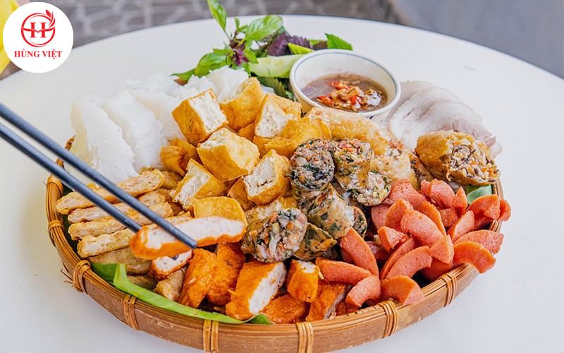 Dùng lò nướng có thể nướng topping bún đậu                                            