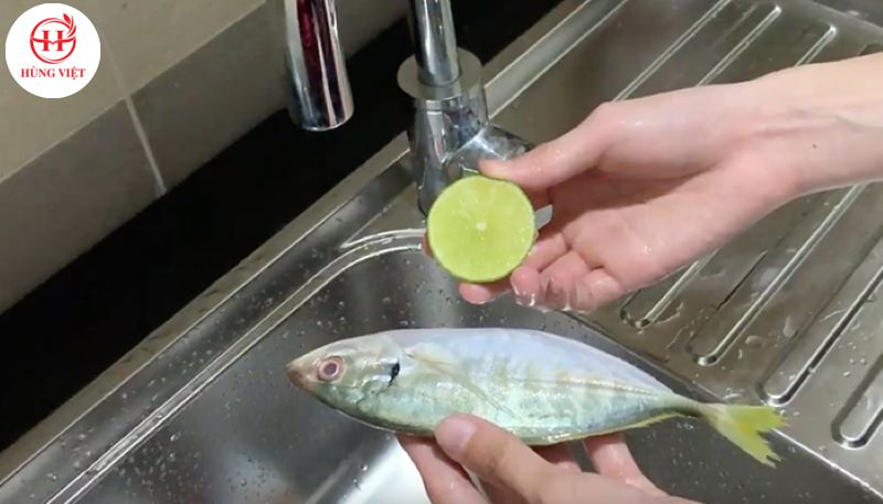 Khử mùi tanh hải sản bằng chanh