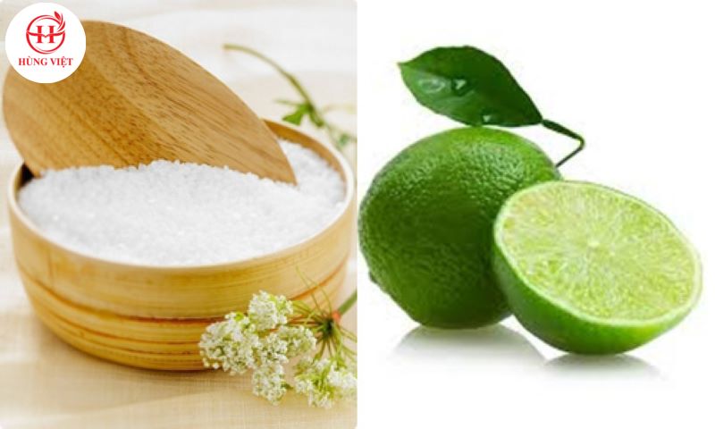 Làm sạch nồi bằng chanh và muối