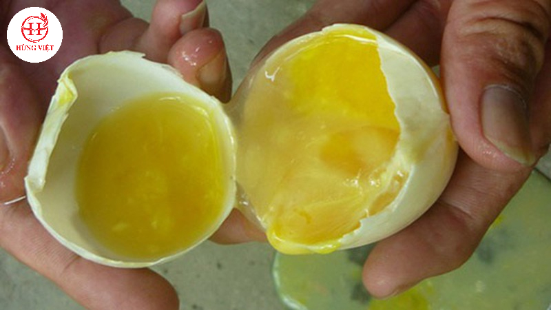 Trứng bị ung sẽ khiến khách hàng mất thiện cảm với quán ăn