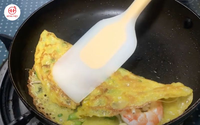 Bày trí và thưởng thức bánh xèo đúng cách