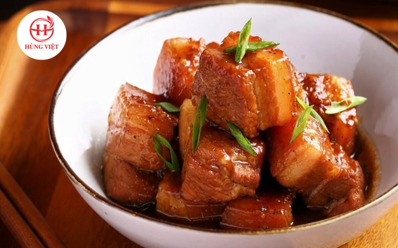 Thịt kho tàu béo ngậy, thơm ngon khó cưỡng.