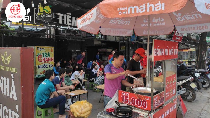 Đầu tư chi phí thuê mặt bằng vỉa hè