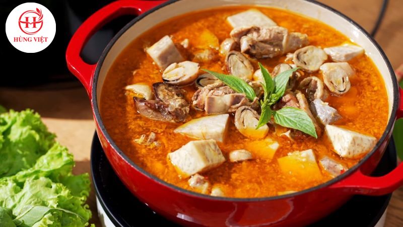 Lẩu vịt nấu chao béo ngậy