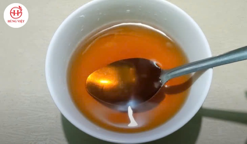 Pha hỗn hợp nước mắm