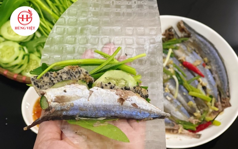 Cá nục cuốn bánh tráng - Đặc sản trứ danh thành phố biển