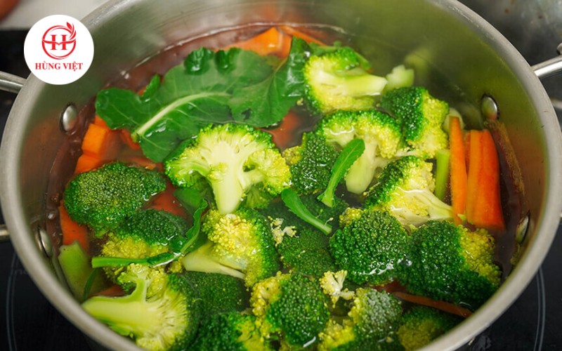 Chần sơ để diệt khuẩn có trong rau củ quả