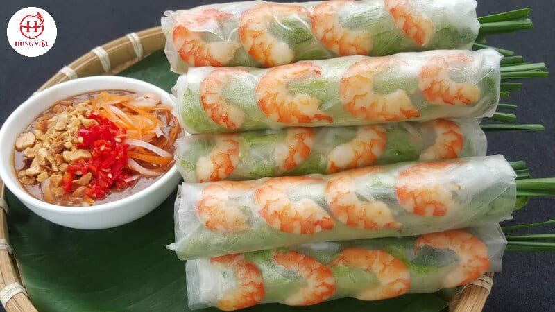 Gỏi cuốn tôm thịt đầy ắp nhân, nhìn mà “đã cái nư”