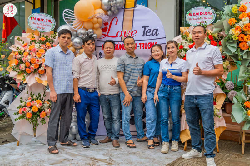 Các quán ăn thường giảm giá nhân dịp khai trương để thu hút khách hàng mới