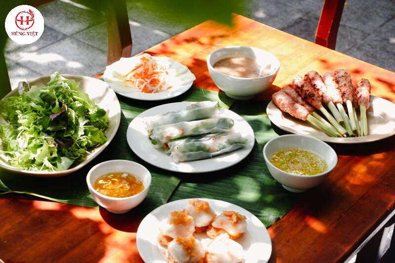 Nem lụi - Hương vị cố đô Huế