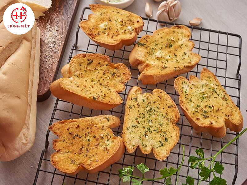 Bánh mì nướng bơ tỏi