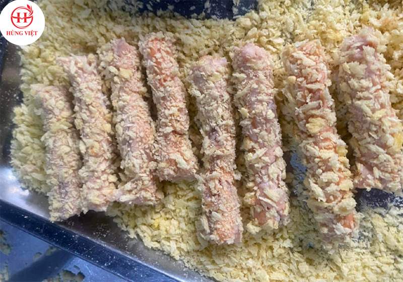 Bí quyết tạo hương vị đặc trưng cho nem chua rán