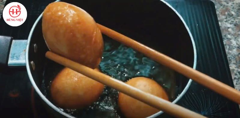 Chiên bánh nếp chiên