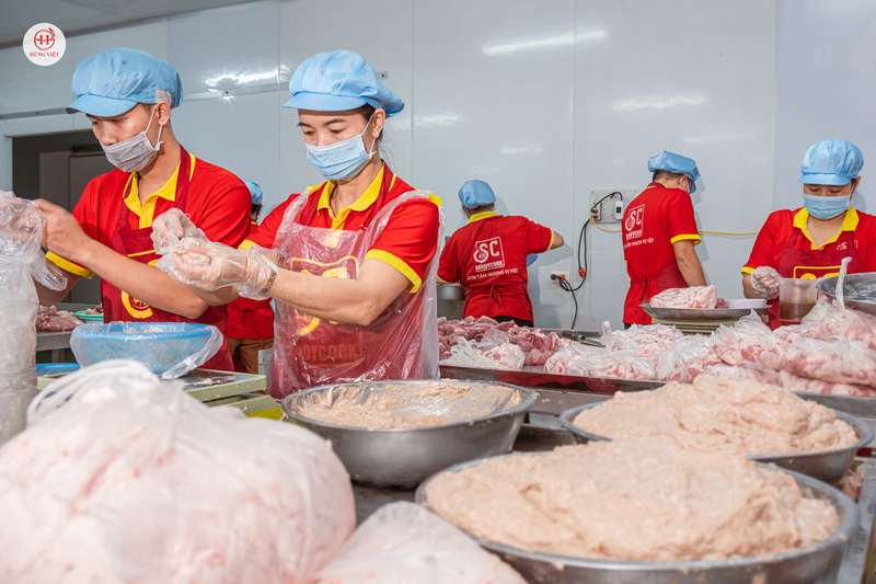 Hùng Việt luôn đặt chất lượng nguyên liệu lên hàng đầu
