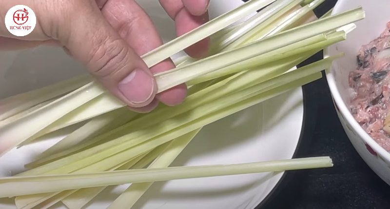 Tách sả thành các lớp mỏng