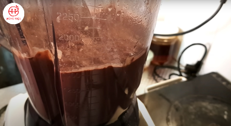 Xay nhuyễn hỗn hợp pate