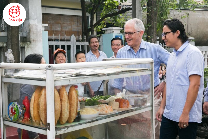 Xe bán bánh mì nhỏ