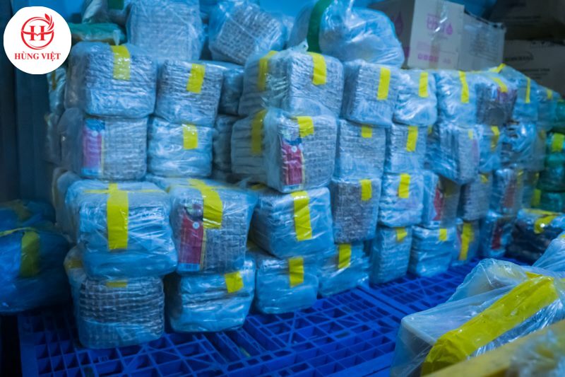 Quản lý kho lưu trữ hàng