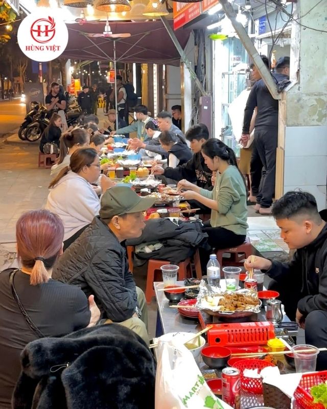 Menu tầm trung thu hút lượng lớn khách vì phù hợp với đại đa số