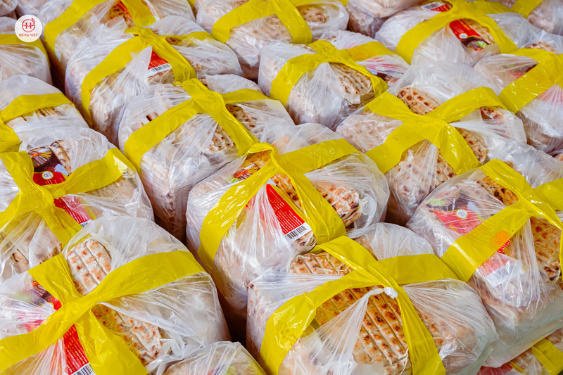 Bên sỉ nem chua rán cần có nguồn hàng ổn định phòng khi đông khách