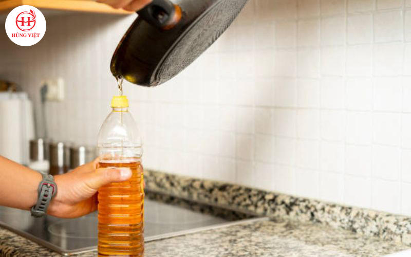 Nên để dầu nguội trước khi bảo quản.