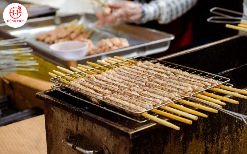 Căn chỉnh thời gian nướng tùy theo phương pháp nướng và kích thước nem.