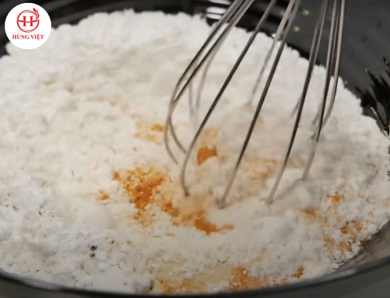 Đánh bột cho mịn