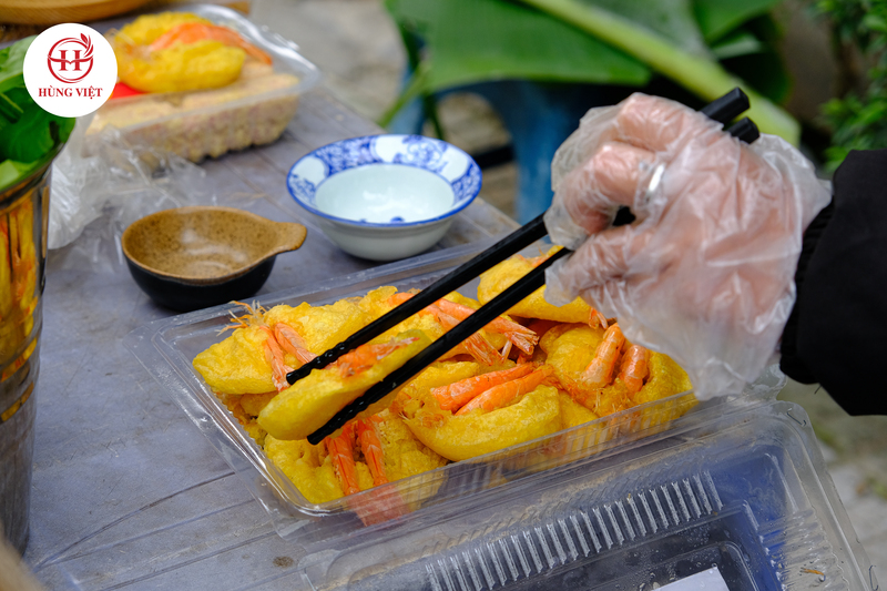 Bánh tôm là món ăn có khả năng sinh lời cao