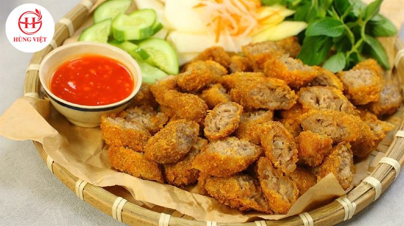 Bán nem chua rán thu lợi nhuận