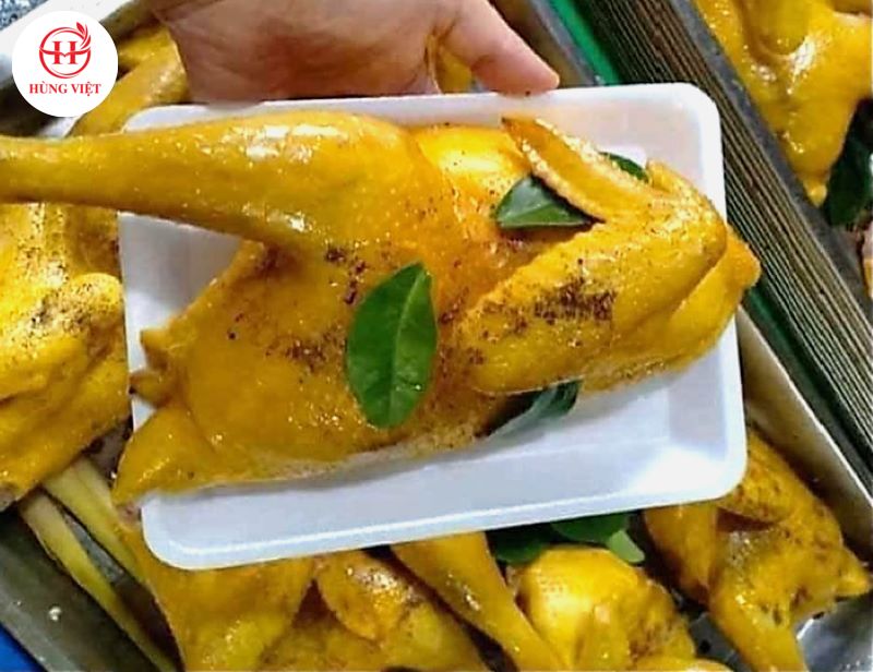 Gà ủ muối thơm ngon hút khách