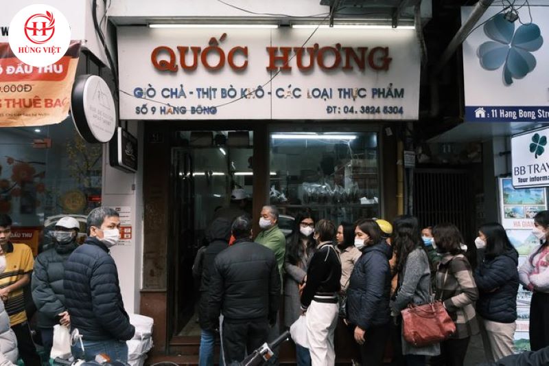 Giò chả Quốc Hương hút khách