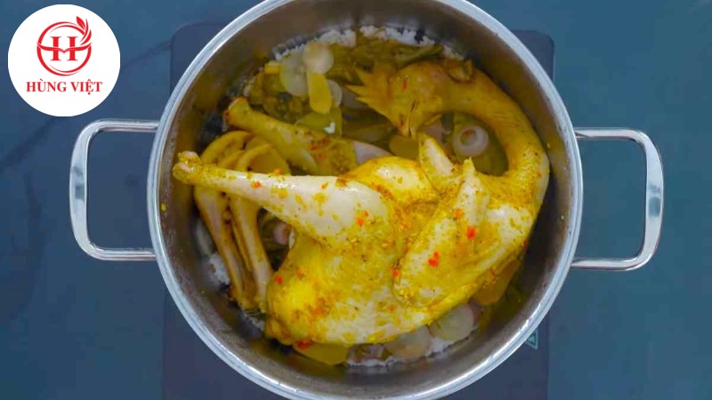 Hấp lại gà ủ muối giúp thịt mềm