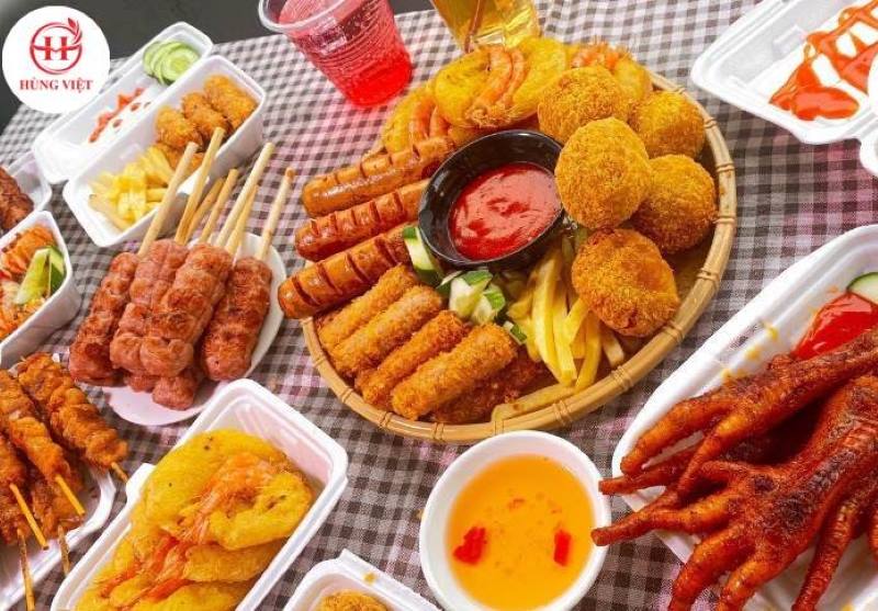 Hùng Việt cung cấp đa dạng sản phẩm ăn vặt