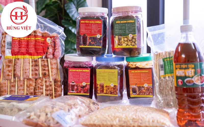 Nhiều thực phẩm chế biến sẵn của Hùng Việt