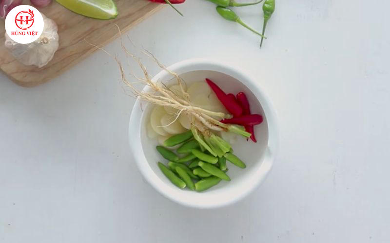 Nguyên liệu làm nước chấm đồ lẩu hải sản.