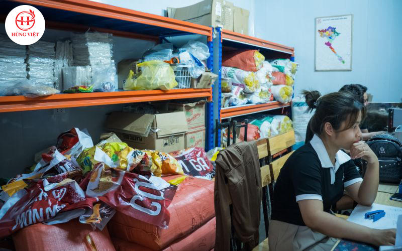 Việc quản lý kho và hàng tồn cũng trở nên dễ dàng hơn.